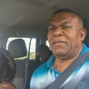 Meet your Posher, Charles